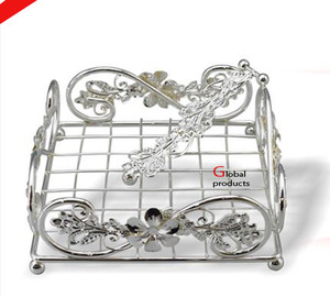 Anneau de serviette unique en métal doré avec un motif de feuille pour hôtel, restaurant et bar - Product Image 5
