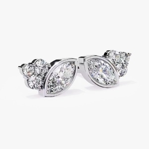 Nouveauté Boucles d'oreilles à clous en diamant pour femmes Porter des boucles d'oreilles en moissanite pour la vente à l'exportation auprès d'un fournisseur indien - Product Image 1