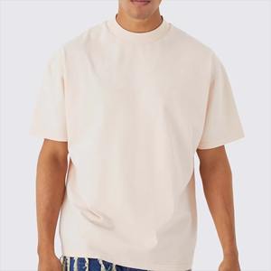 Camiseta de gran tamaño para hombre 220 250 GSM, camisetas personalizadas con estampado personalizado, camiseta de lujo 100% de algodón esencial boxy FIT para hombre - Product Image 1