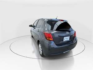 Toyota Yaris LE d'occasion de 2017 - Product Image 2