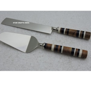 Ensemble de couverts moderne en acier inoxydable avec poignée en marbre aspect poli brillant sur la table avec poignée martelée colorée à bas prix - Product Image 5