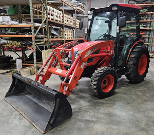 Tracteur à roues K-I-O-T-I DK4710SE 2023 avec moteur, boîte de vitesses, pompe, roulement - Product Image 1