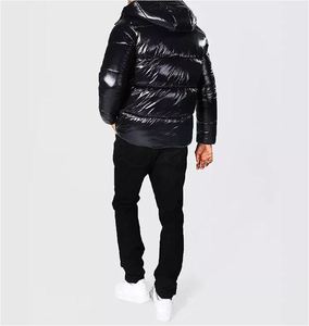 เสื้อโค้ทบอมเบอร์ผ้าแคนวาสแบบหนาบุฟองน้ำดีไซน์เนอร์ แบรนด์ OEM/ODM  ทรงโอเวอร์ไซส์สำหรับผู้ชาย สีดำ  แบบมีฮู้ด  สำหรับฤดูหนาว  แบบมันเงา  รับสั่งทำโลโก้ - Product Image 1