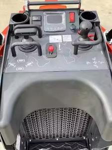 Minicargador sobre orugas Kubota SCL1000 para maquinaria de construcción - Product Image 2