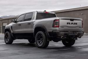 Motor Potente 2021 R a m 1500 T-R-X 702-hp V8 Supercargado, 4x4, Sin Modificar - Product Image 3