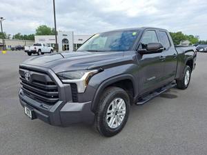 Toyota Tundra SR5 4x4 SR5 2023, Cabina Doble, 4 Puertas, Versión Estándar - Product Image 2