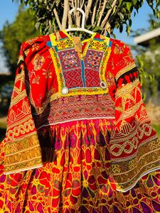 2024 robe de Festival Kuchi afghan Culture pachtoune robe Kuchi afghane avec robe brodée traditionnelle tribale faite à la main pour les femmes - Product Image 6