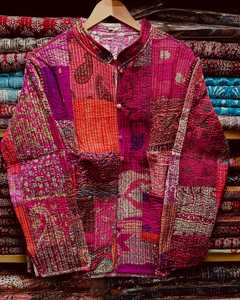 Nouvelle veste matelassée longue en coton pour femmes, imprimée Kantha à la main avec motif patchwork pour la saison d'automne - Product Image 2