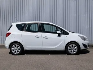 Meriva B 2012, Bajo Kilometraje, Motor en Buen Estado, Transmisión Automática, Techo Solar Panorámico, Faros LED - Product Image 4