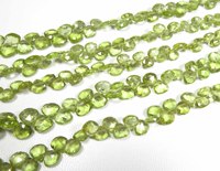 Magnifiques perles de péridot vert naturel facettées de 8 pouces, 6-7 mm, en forme de cœur, pierres précieuses de haute qualité, irisées, certifiées CNAS, 50-60 pièces en vrac