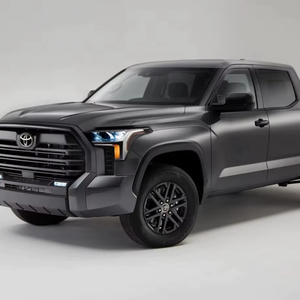 Toyota Tundra noire 2023 légèrement usagée, en excellent état - Product Image 1