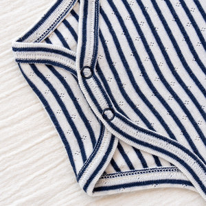 Mameluco sin Mangas Transpirable 100% Algodón Ecológico para Bebés Niños o Niñas de 0 a 24 Meses, de Alta Calidad con Rayas - Product Image 4