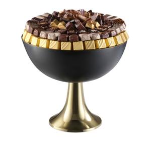 Venta al por mayor de lujo de plata martillado cuenco de metal con chocolates y decoración floral elegante bandeja de regalo de chocolate para ocasiones especiales - Product Image 3