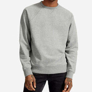 Nouvelle Collection 2025 : Ensembles Jogging Homme Personnalisés Haut de Gamme en Coton Premium Anti-Rétrécissement avec Col Rond en Polaire – Qualité Supérieure pour le Printemps - Product Image 5