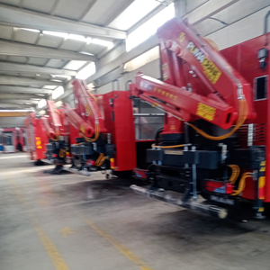 New 5T Truck Mounted Crane with Knuckle Boom Gearbox and Pump Core Components 5 Ton Rated Loading Capacity - Product Image 1