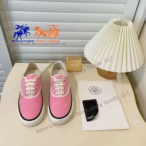 Zapatos Casuales de Lona para Mujer CC, Color Blanco, Transpirables y Modernos, Diseño de Punta Cerrada para Caminar, Estilo Verano Invierno - Product Image 3