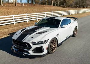 Ford Mustang Shelby Super Snake Coupé 2024, Transmisión Manual de 6 Velocidades, Motor V8 Supercargado de 830 hp, Asientos de Cuero, SUV Euro VI - Product Image 5