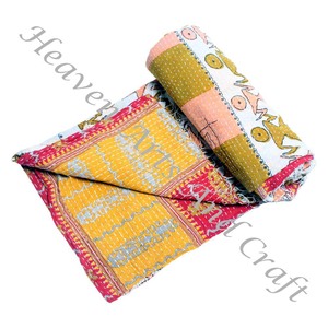 Kantha <b>Quilt</b> Gudari Kantha <b>Quilt</b> Gudari Hot Selling Wholesale Gold Supplier GD2132 Handmade Kantha <b>Quilt</b> Cotton Printed Indian - Product Image 4