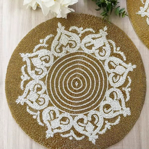 Manteles Individuales con Cuentas para Decoración de Mesa de Comedor, Manteles Individuales de Cuentas de Forma Redonda - Product Image 1