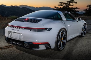 รถปอร์เช่ 911 ทาร์ก้า 4S ปี 2022 ได้รับการรับรองความสะอาด - Product Image 5