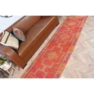 Alfombra Vintage de Estilo Runner de 2.6x10.4 pies (78x318 cm), Alfombra Turca Roja Ombré - Product Image 3