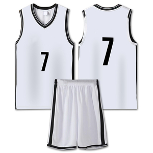 Dernière conception de chemises de basket-ball personnalisées avec logo de broderie originales, ensembles de basket-ball de maillot blanc uni classique pour hommes - Product Image 3