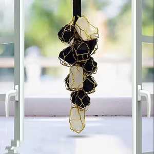 Vente en gros de cintre en cristal tourmaline noire en sélénite Non poli Protection de l'énergie naturelle Amour et guérison Tenture murale Décorer - Product Image 6