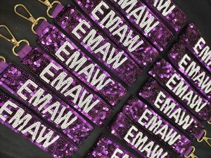 Llavero de Muñeca Personalizado con Cuentas y Lentejuelas Bordadas a Mano, Ecológico, para Mamá, Maestra, Día del Juego, Bordado - Product Image 5