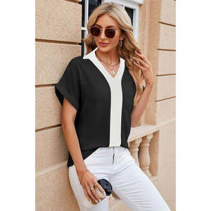 Blusa Casual de Manga Corta con Cuello en V y Detalle de Franja Frontal para Mujer, Marca Jane's - Corte Regular, Uso Diario - Product Image 2