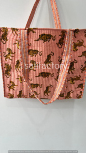 กระเป๋าผ้าควิลท์ผ้าฝ้ายพิมพ์ลายเสือสำหรับผู้หญิงเป็นมิตรกับสิ่งแวดล้อมทำด้วยมือสไตล์โบฮีเมียนแบบเปิดสำหรับซื้อของชำ - Product Image 6