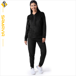 ชุดวอร์มแอคทีฟขนาดใหญ่พิเศษสำหรับผู้หญิงเนื้อนุ่มยืดหยุ่นและเหมาะสำหรับกีฬาและสันทนาการ - Product Image 1