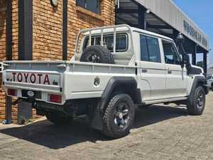 Pickup de alta calidad Toyotta LandCruiser Pickup Truck Automóviles con volante a la derecha/izquierda Coches usados baratos para la venta - Product Image 2