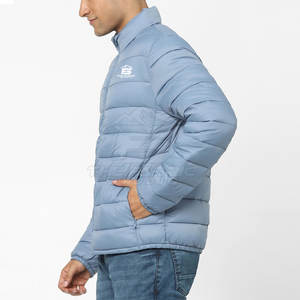 Chaqueta de Invierno Acolchada para Hombre, Transpirable y Ligera, para un Estilo Casual que Ofrece Calidez para un Look Moderno - Product Image 2