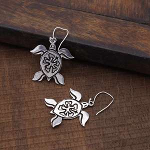 Nouvelle Arrivée Boucles d'Oreilles Pendante Bohème Tortue en Laiton Tribal Plaqué Argent pour Femme, Motif Floral Animal Marin, Vente en Gros OEM ODM - Product Image 2