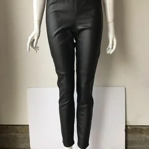 กางเกงหนังสีดำสำหรับทุกเพศคุณภาพสูงออกแบบโลโก้และปักลายเองสำหรับใช้ในชีวิตประจำวันโดยผู้ชาย - Product Image 2