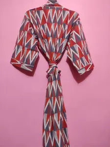 Venta caliente geométrico rojo hasta el suelo Kimono Bata para mujer Natural transpirable vestido de baño volantes decoración promoción barata - Product Image 3