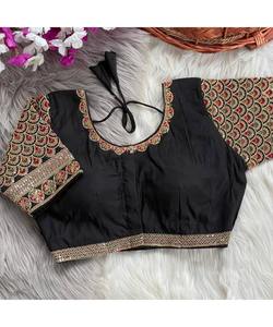 Abaya clásica de Dubái para mujer en estilo bordado abierto con elegante tela satinada y diseño de vestido de noche modesto a la moda con cuentas - Product Image 5