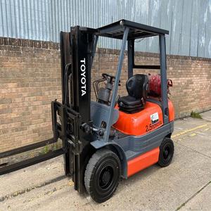 Haute qualité 1 tonne 2 tonnes 3 tonnes chariot élévateur électrique hauteur 3m-7m batterie au lithium pneu solide entrepôt intérieur camions chariot élévateur - Product Image 2