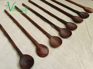 Cuillère en bois naturel à long manche. Cuillères en bois faites à la main. Cuillères à smoothie, cuillères de service de table, cuillères à cocktail. Taille 15cm cadeau significatif - Product Image 6