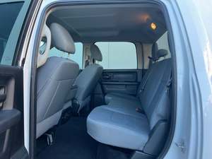 RAM 2500 Tradesman Crew Cab 4WD 2017 - Product Image 4