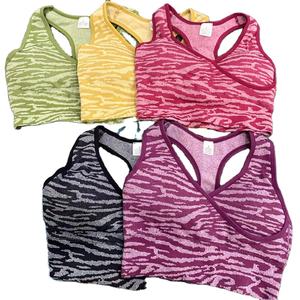 Top Deportivo Integrado con Espalda Abierta para Yoga y Running, Sujetador Deportivo con Relleno en el Pecho para Mujer - Product Image 6