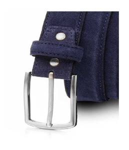 Cinturón de Cuero Moderno para Hombre con Hebilla de Aleación Reforzada, Diseño Ajustable y Duradero para Uso Diario, Eventos Empresariales y Casuales - Product Image 1