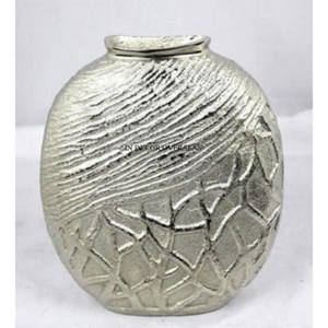 Juego de 3 floreros chapados en oro de alta calidad de metal de calidad superior de aspecto elegante a un precio impresionante del fabricante indio - Product Image 4