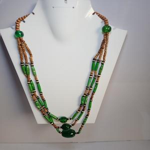 Venta al por mayor collar de cuentas de resina de moda para mujeres cadenas de cuentas amarillas negras con circón perla diamante estilo religioso cristiano - Product Image 6