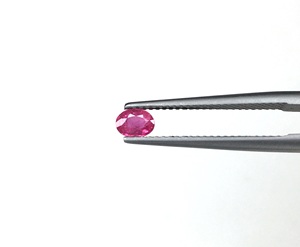 ทับทิมโมซัมบิกธรรมชาติสีแดงส้ม5x4มม. พลอยหลวมอุ่นตัดวงรีสีชมพูสำหรับทำเครื่องประดับ - Product Image 3