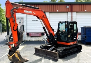 รถขุดขนาดเล็ก Kubota KX040-5 ราคาประหยัด ทนทาน กะทัดรัด เหมาะสำหรับงานก่อสร้าง จัดสวน ทำฟาร์ม และงานดินทั่วไป - Product Image 3