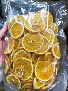 ชิ้นส้มอบแห้งแบบสดชื่นอย่างเป็นธรรมชาติสำหรับขนมค็อกเทลและงานฝีมือที่มีกลิ่นหอมจากชิ้นส้มอบแห้งของเวียดนาม - Product Image 4