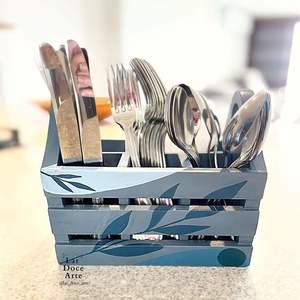 Porte-cuillère en bois fait main de qualité supérieure Organisateur d'ustensiles de comptoir écologique Support de cuillère de cuisine en bois - Product Image 4