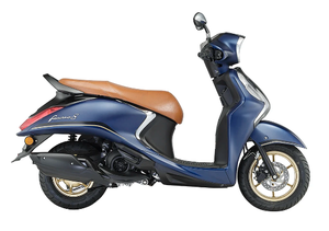 <b>Scooter</b> Fascino 125CC FI Disc Matte Black SPL From India - Product Image 2