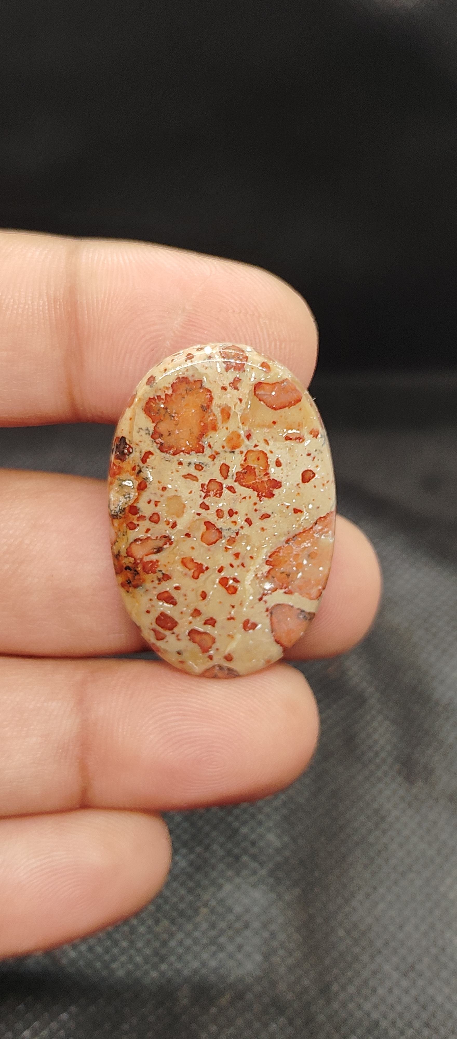 สีน้ำตาล